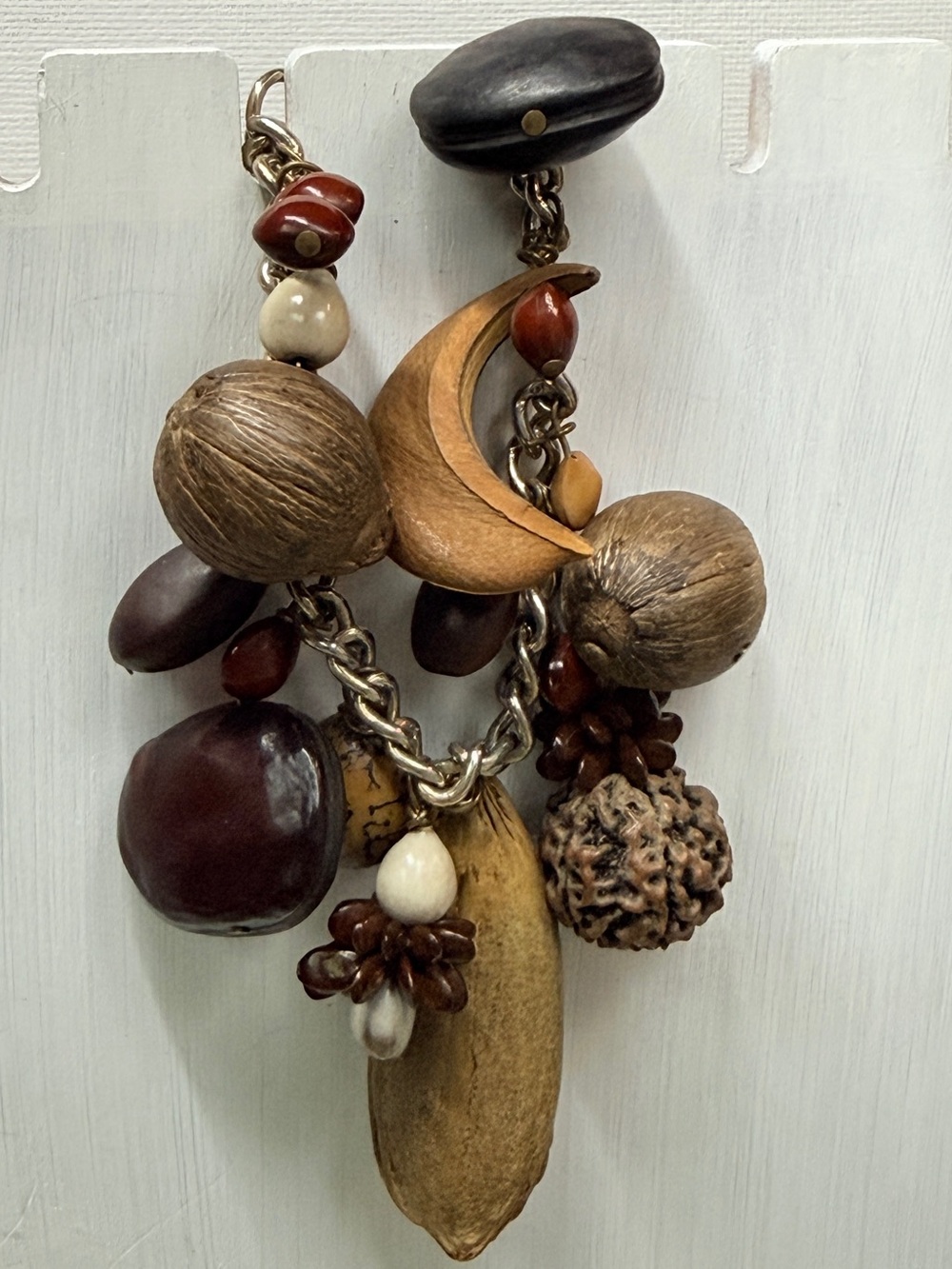 Vintage 1950’s Hawaiian seed nut charm bracelet boho organic souvenir jewelry